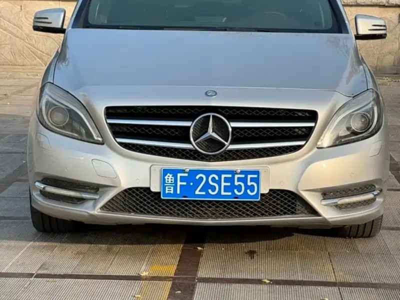 Mercedes-Benz B-Class, 2013