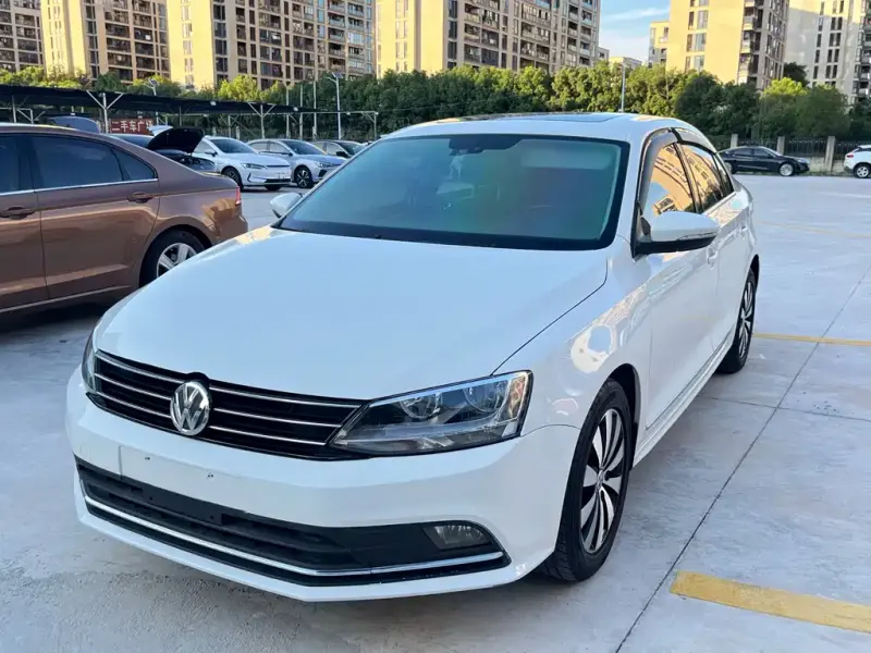 Volkswagen Sagitar, 2018