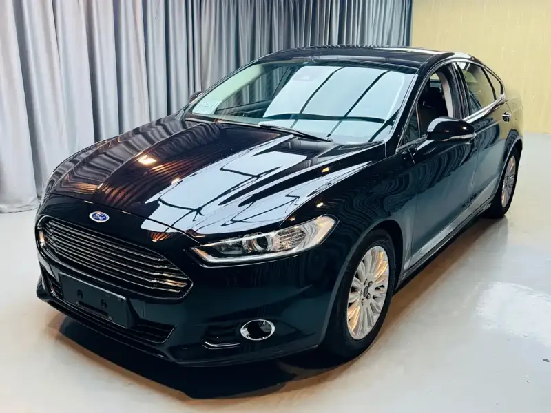 Ford Mondeo, 2015 — фото 1