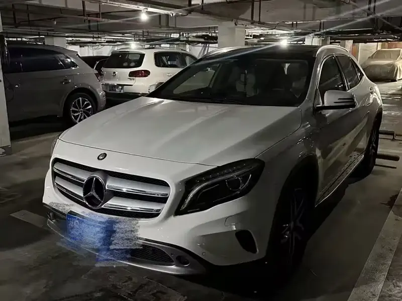 Mercedes-Benz GLA, 2016