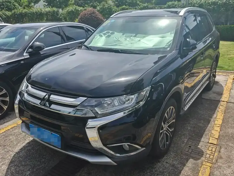 Mitsubishi Outlander, 2018