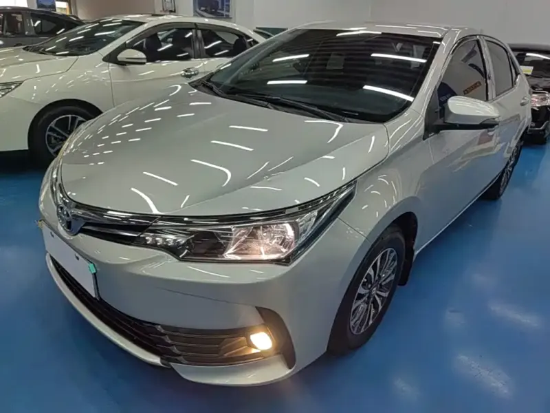 Toyota Corolla, 2019 — фото 1