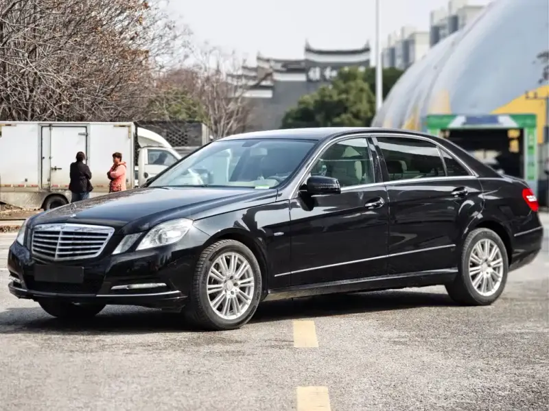 Mercedes-Benz E-Class, 2012