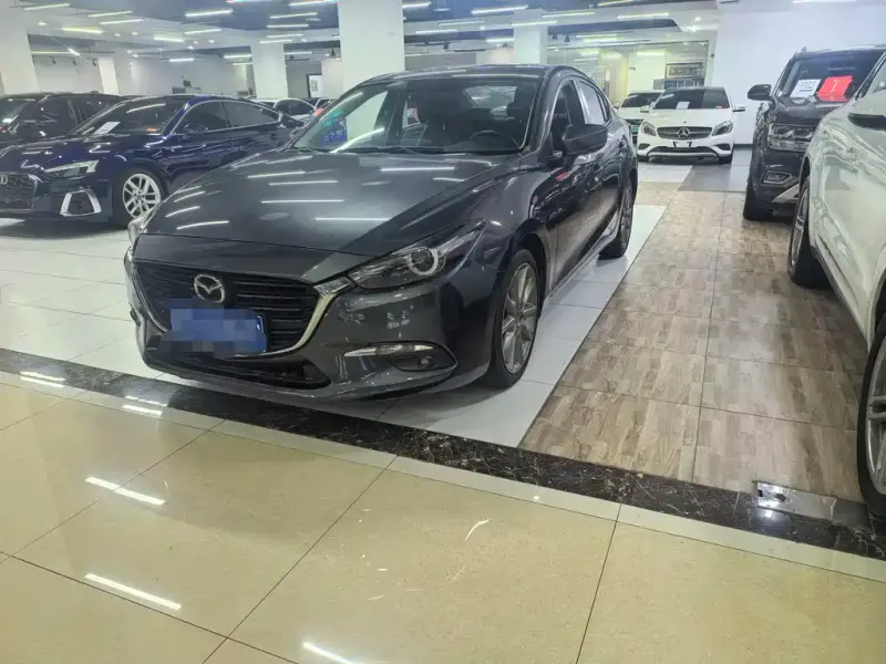 Mazda 3 Axela, 2018