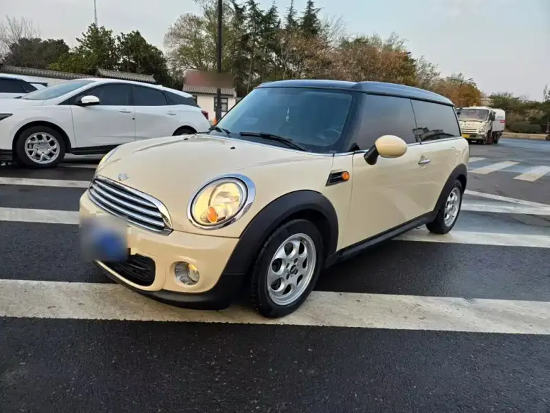 MINI Clubman, 2014