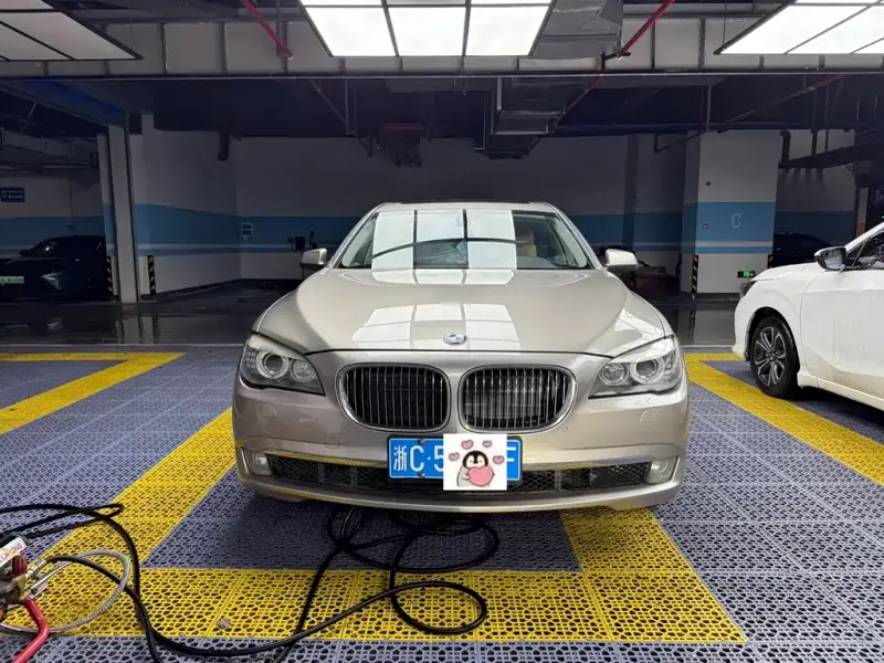 BMW 7 Series, 2012