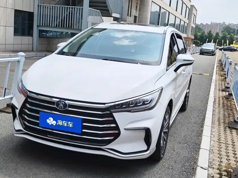 BYD MAX, 2021 — фото 1