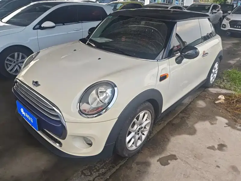 MINI Mini, 2015
