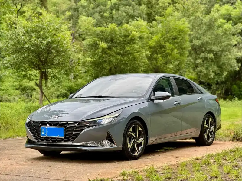 Hyundai Elantra, 2021