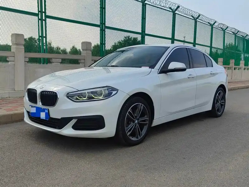 BMW 1 Series, 2020