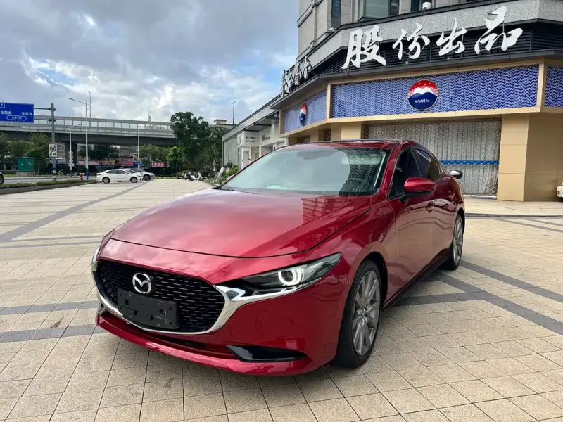 Mazda 3 Axela, 2022