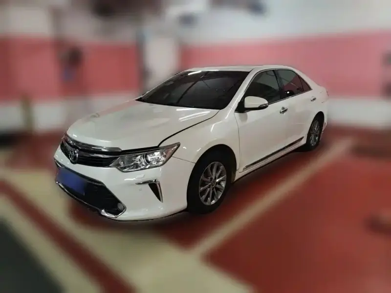 Toyota Camry, 2016