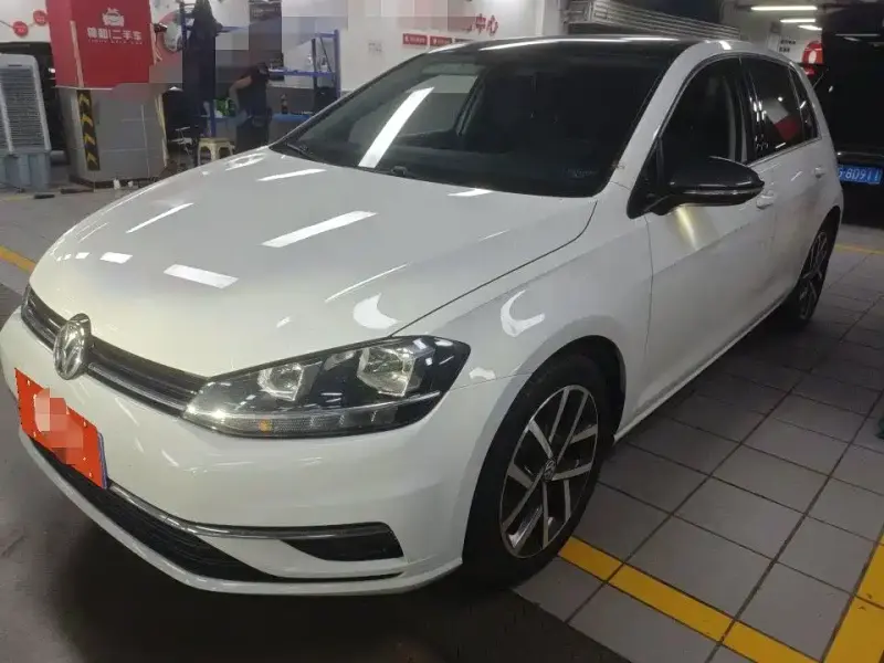 Volkswagen Golf, 2020