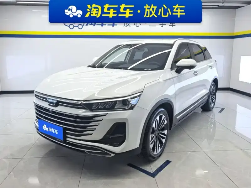 Bestune T77, 2025