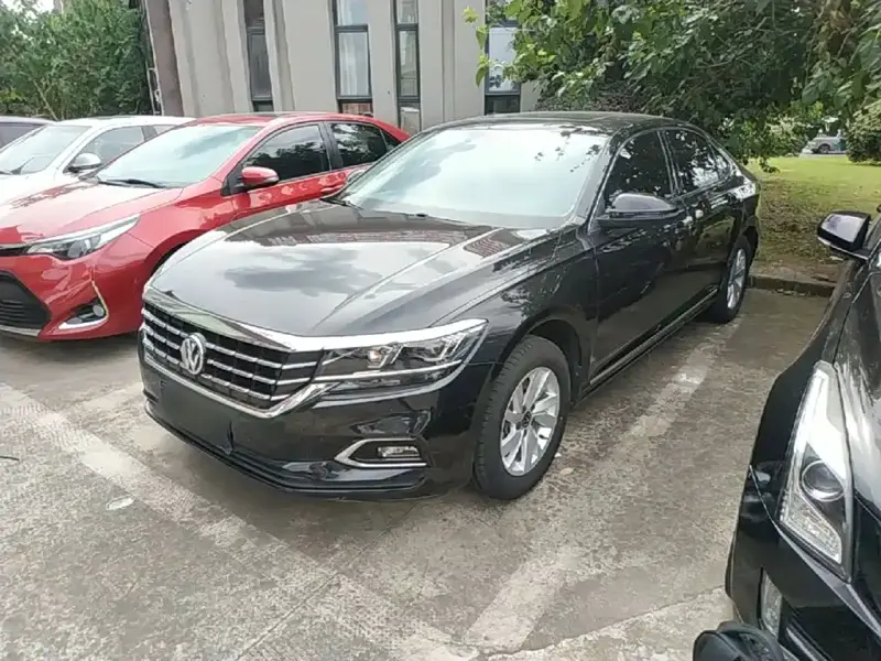 Volkswagen Passat, 2021