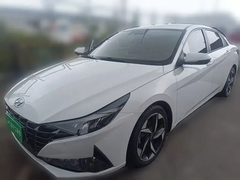 Hyundai Elantra, 2023