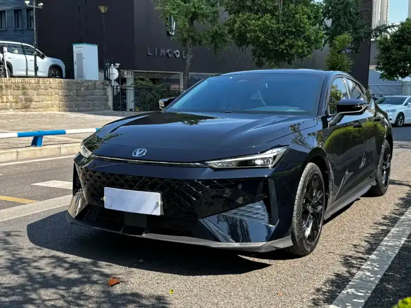 Changan UNI-V, 2025