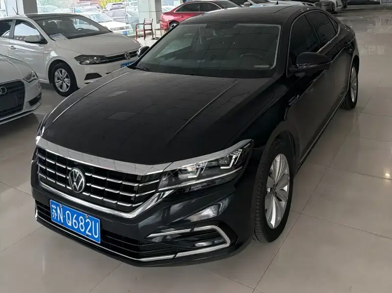 Volkswagen Passat, 2021