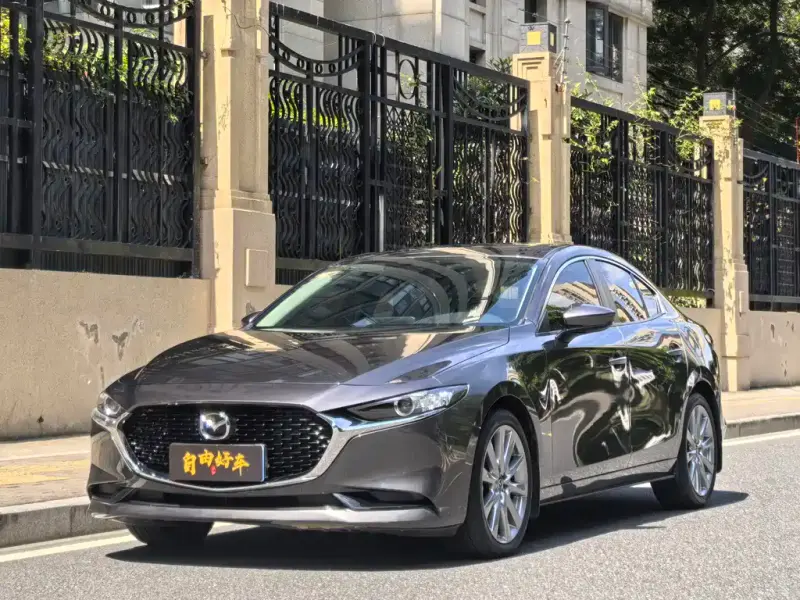 Mazda 3 Axela, 2024