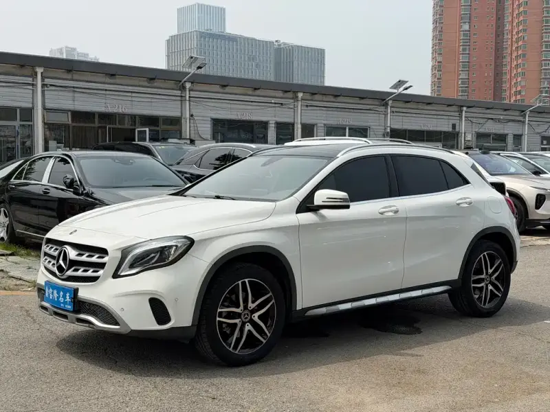 Mercedes-Benz GLA, 2017