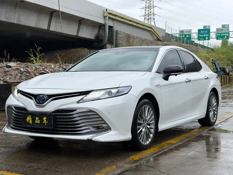 Toyota Camry, 2018
