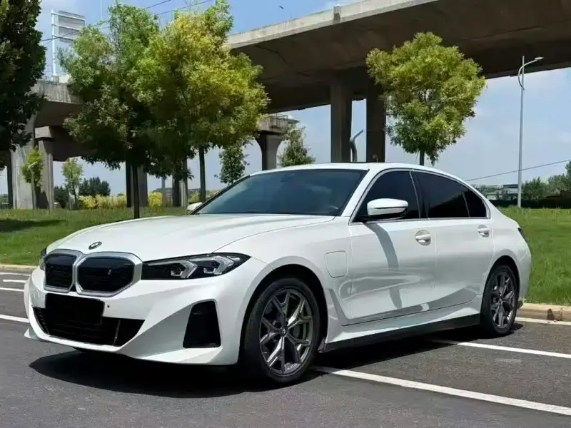 BMW i3, 2024