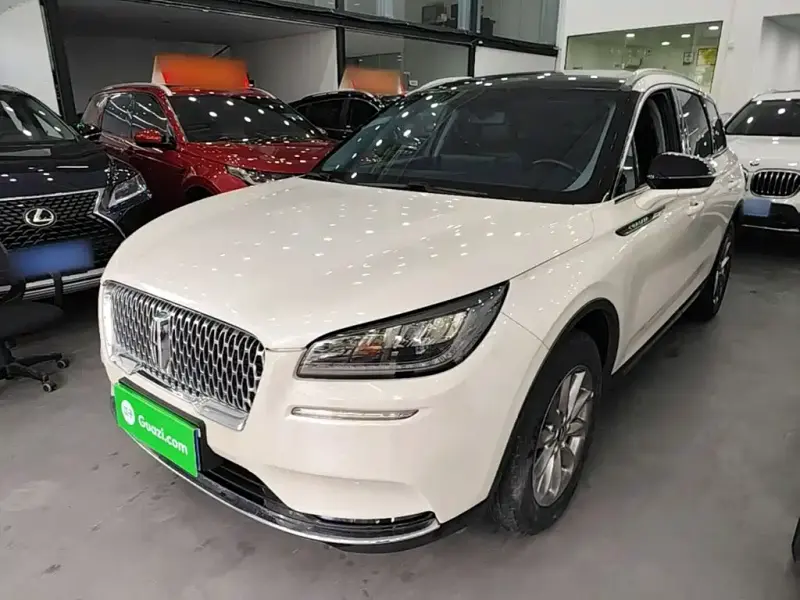 Lincoln Corsair, 2021