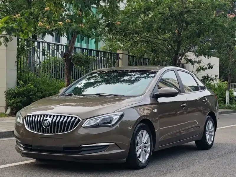 Buick Excelle, 2015
