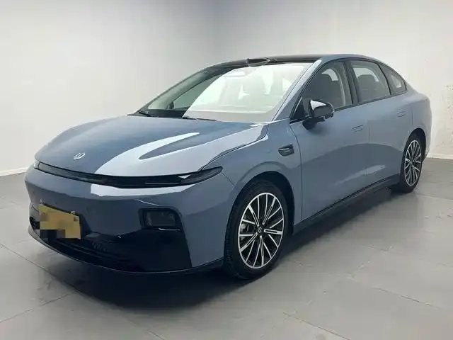 Leapmotor B01, 2025