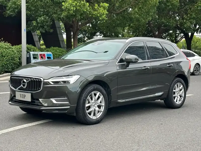 Volvo XC60, 2020 — фото 1