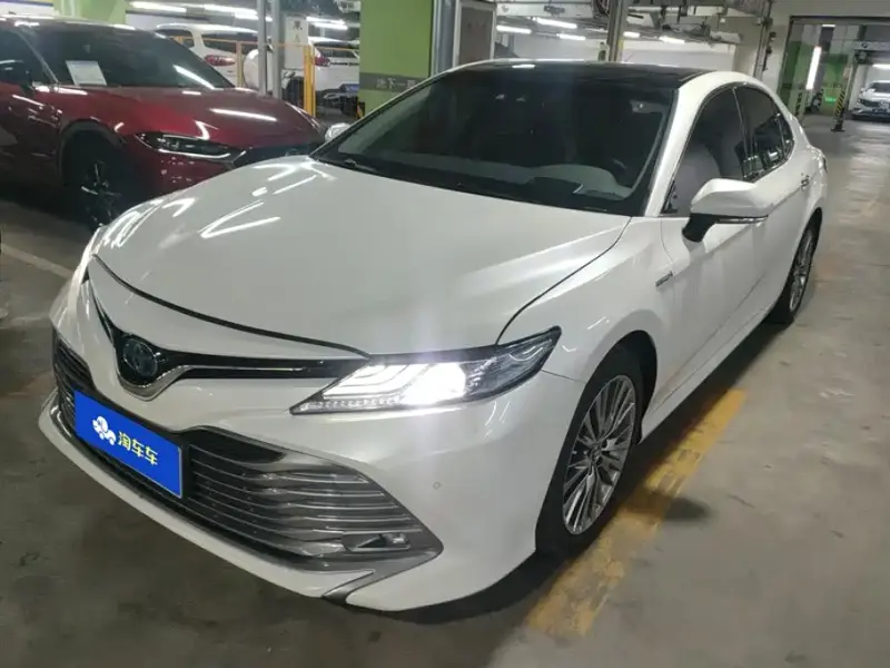 Toyota Camry, 2019