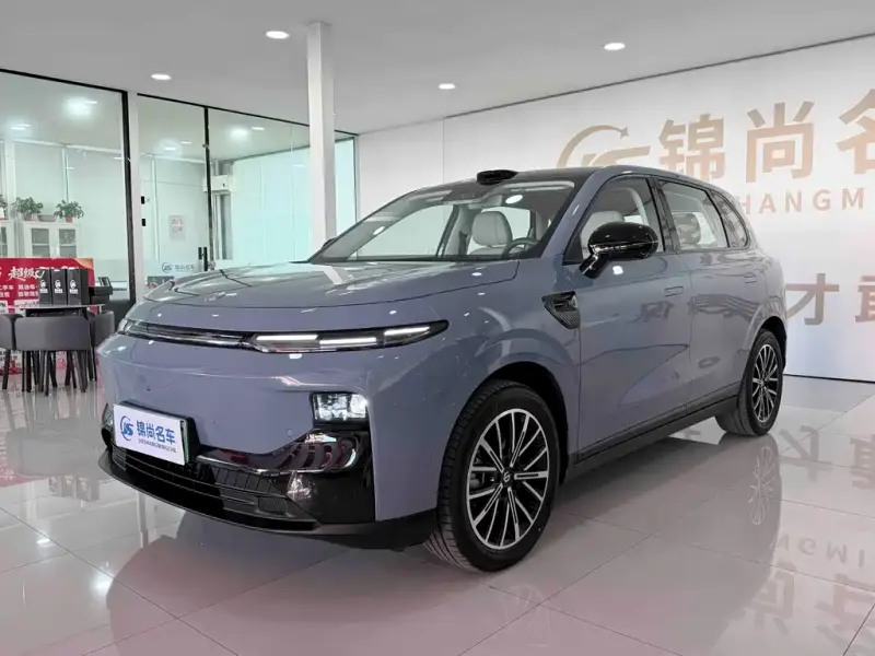 Leapmotor B10, 2025