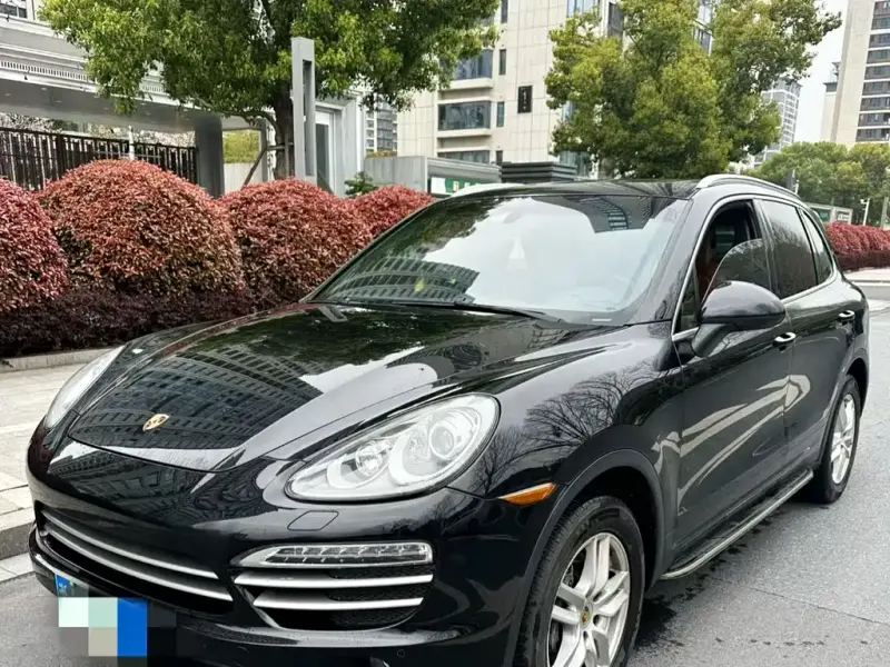 Porsche Cayenne, 2015