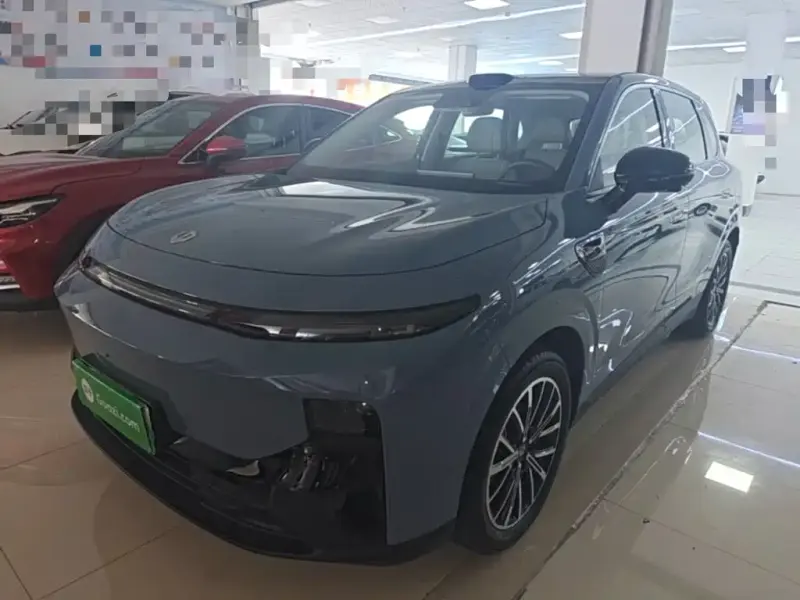Leapmotor B10, 2025