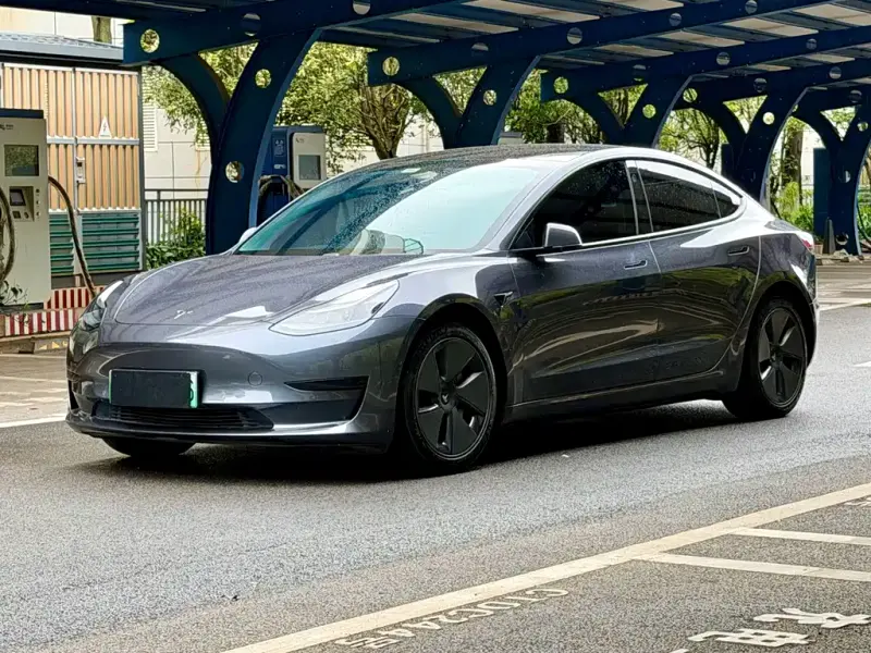 Tesla Model 3, 2021