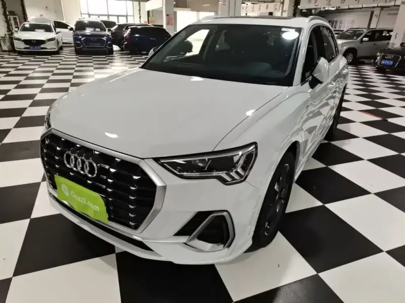 Audi Q3, 2021