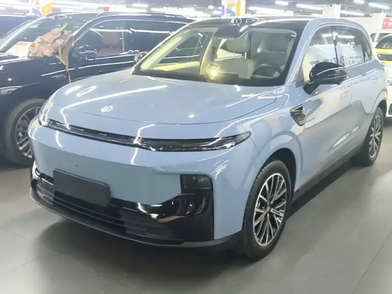 Leapmotor B10, 2025