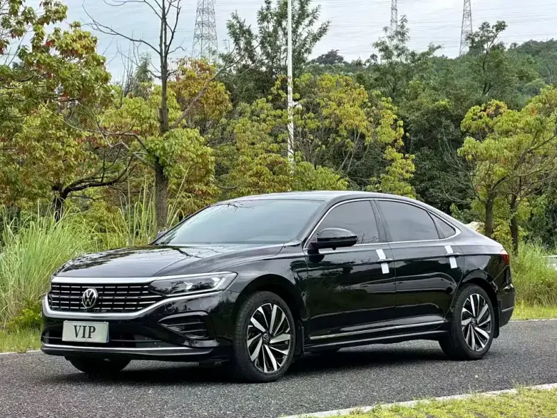 Volkswagen Passat, 2023