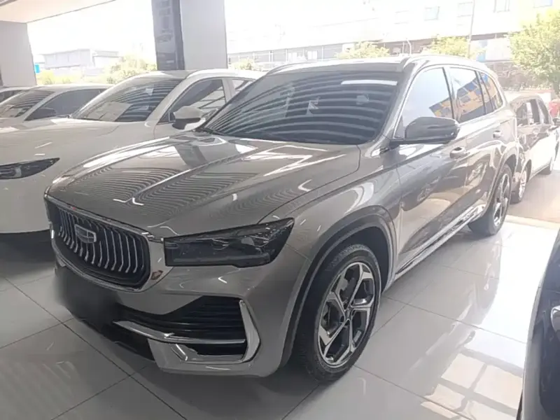 Geely Xingyue L, 2025