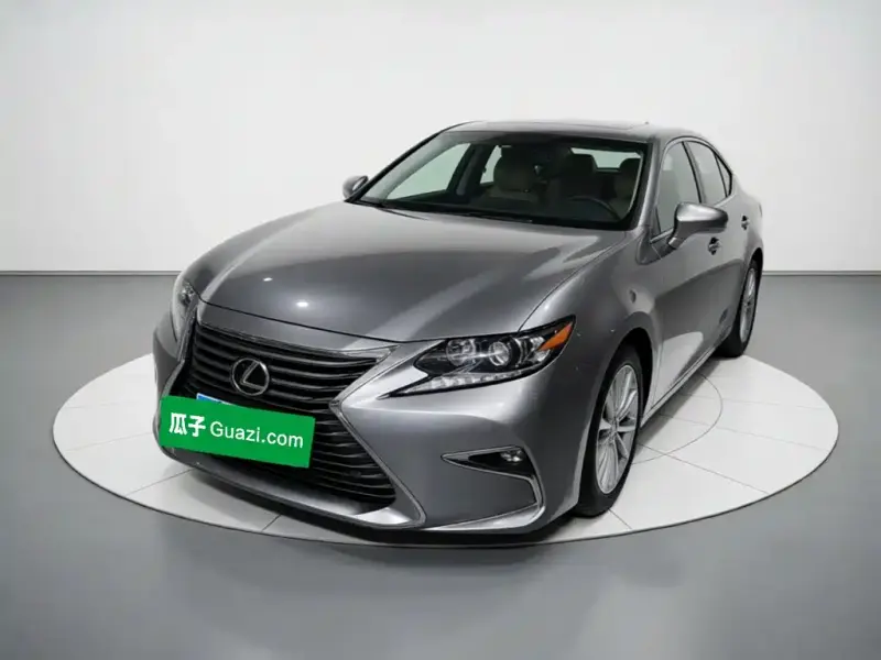 Lexus ES, 2017
