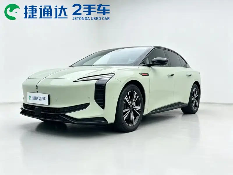 Hongqi EH7, 2024