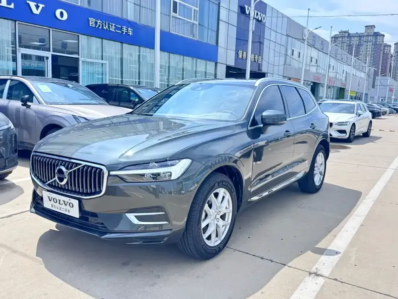 Volvo XC60, 2021 — фото 1