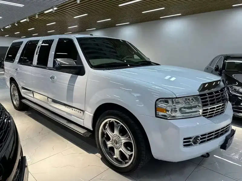 Lincoln Navigator, 2008