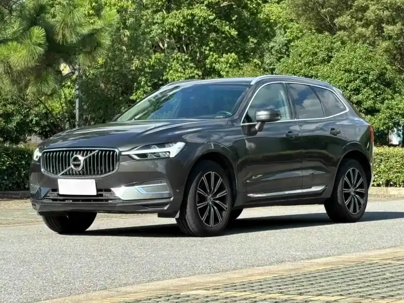Volvo XC60, 2020 — фото 1