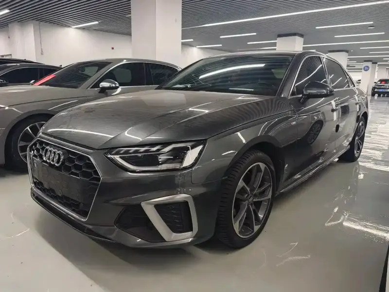 Audi A4L, 2021 — фото 1