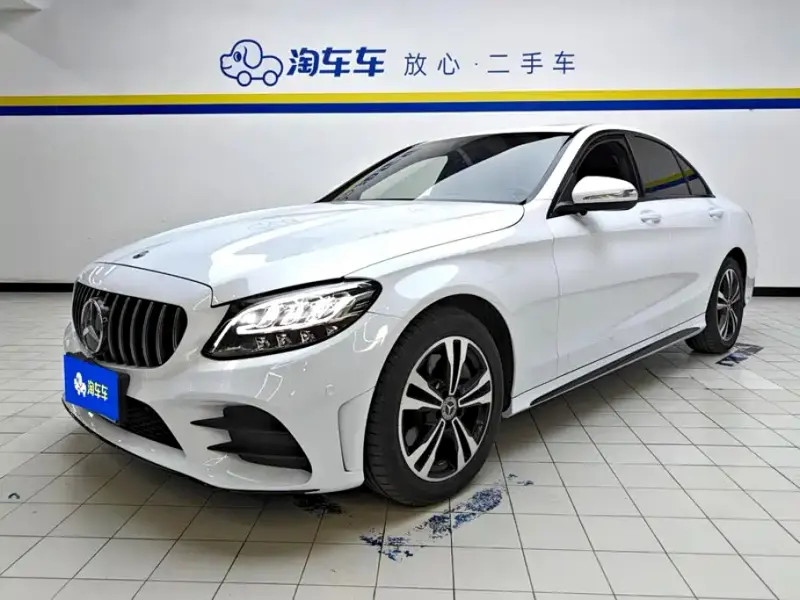 Mercedes-Benz C-Class, 2020 — фото 1