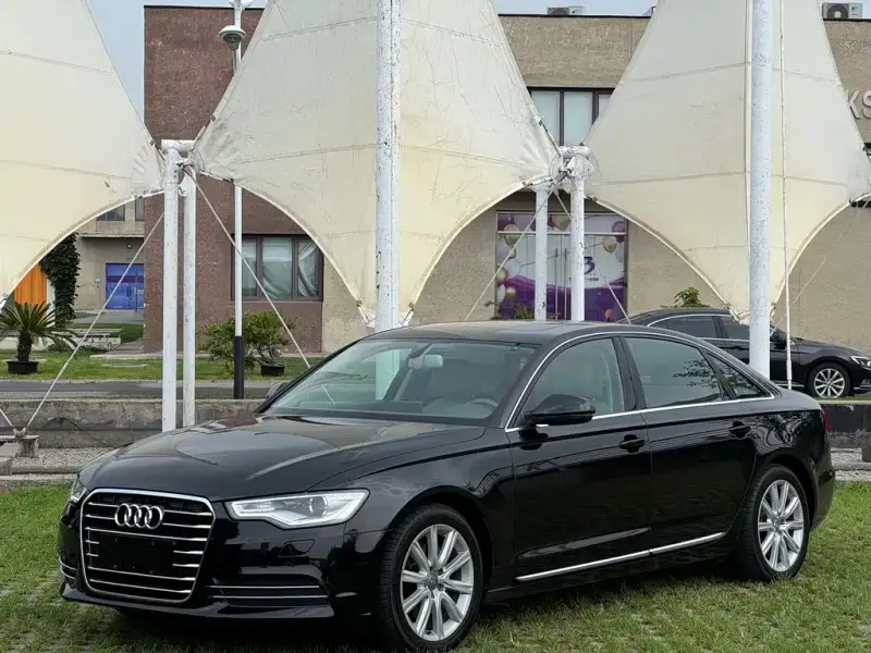 Audi A6L, 2012