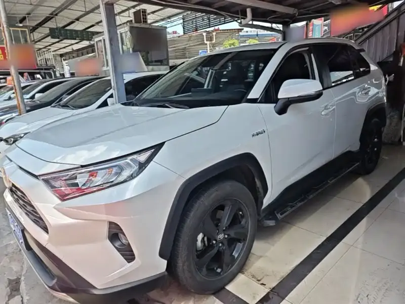 Toyota RAV4, 2022