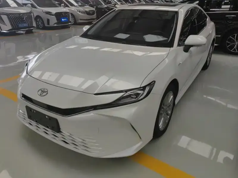 Toyota Camry, 2025