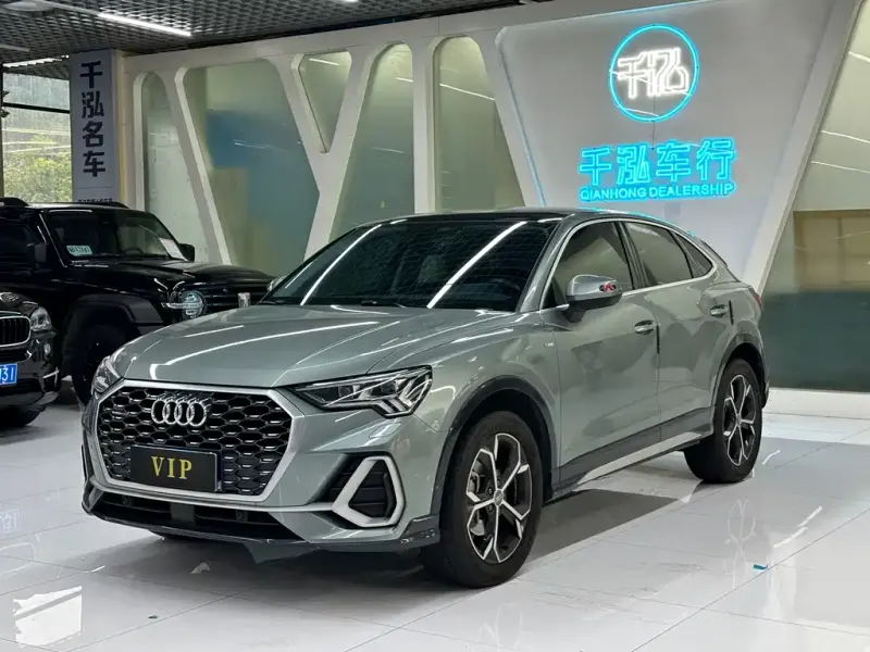 Audi Q3 Sportback, 2021